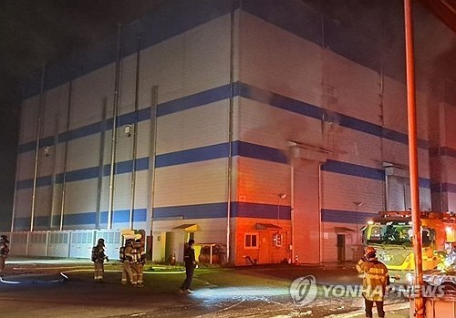 Firefighters combat blaze at chemical warehouse in Pyeongtaek