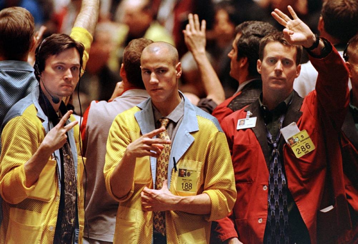 What's behind the selloff in world bond markets?