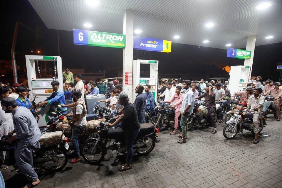 Govt increases petrol price by Rs2.29, HSD by Rs1.11 per litre for Sept 3