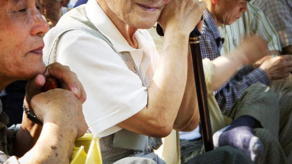 Children of centenarians less likely to develop heart disease, study finds