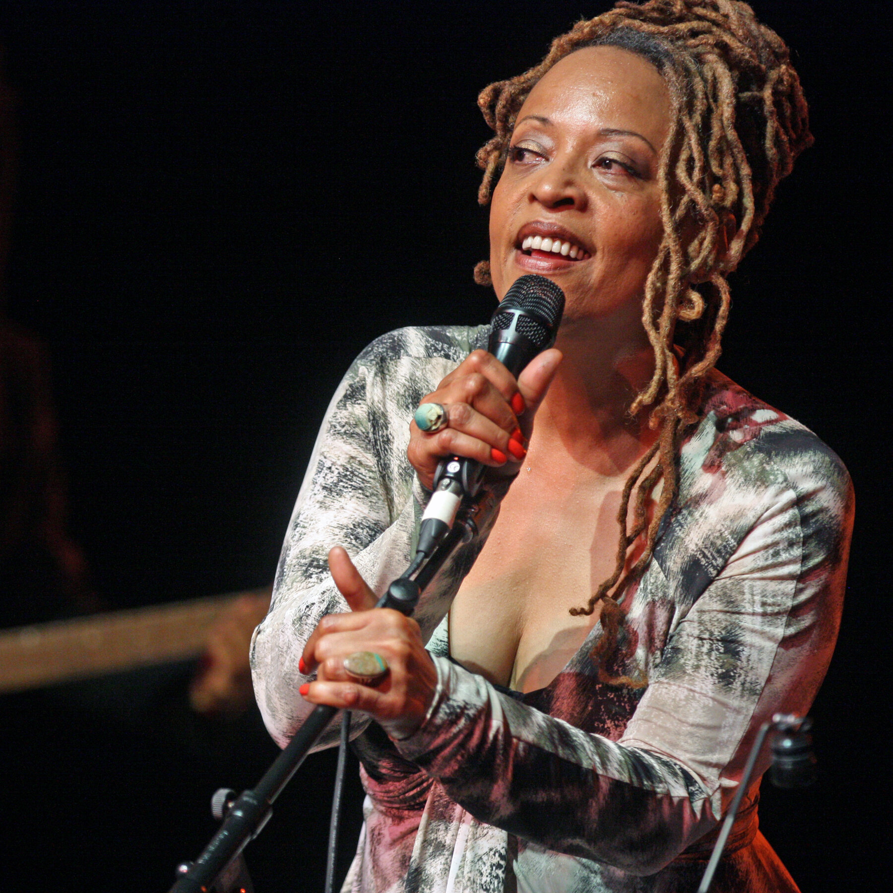 Cassandra Wilson, Star Jazz Singer, Dies at 70