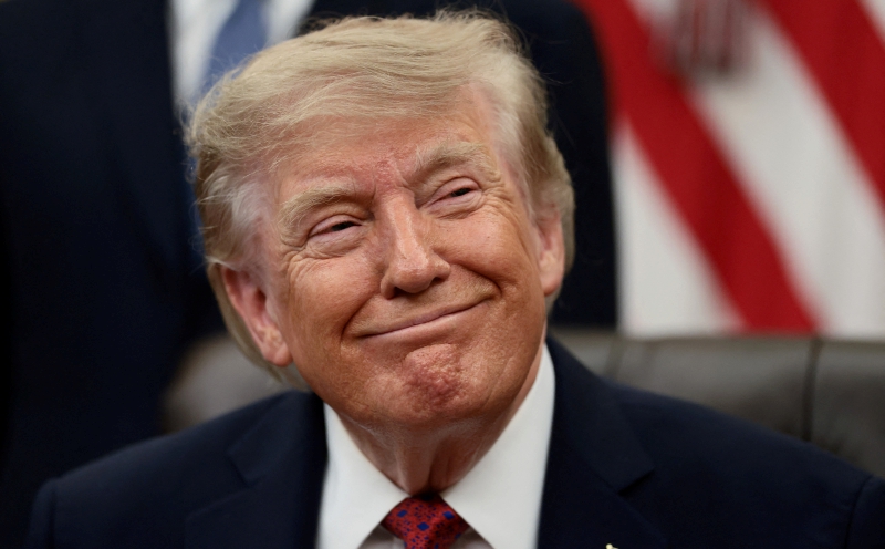 [UPDATED] Trump floats renaming Strait of Hormuz as 'Trump Strait'