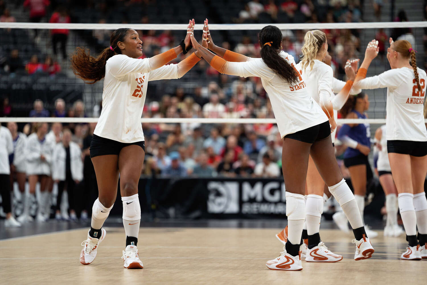 Texas vs USC volleyball: Live updates, TV/streaming info for nonconference game