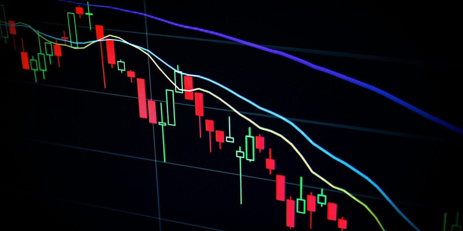 Jefferies downgrades Apple stock, cites all-glass iPhone cancellation rumor