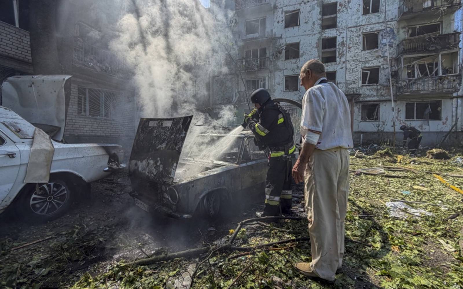 Russian attack kills 5 in Ukraine’s Zaporizhzhia