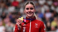 Emma Finucane wins four gold medals in Commonwealth Games first