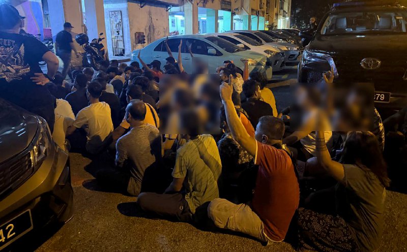 34 illegal immigrants detained in Subang Jaya apartment raid