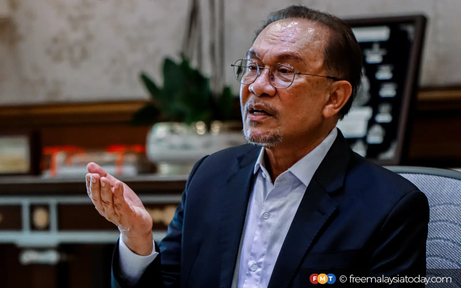 Anwar mohon maaf tak hadir sidang khas bahas RCI Tabung Haji