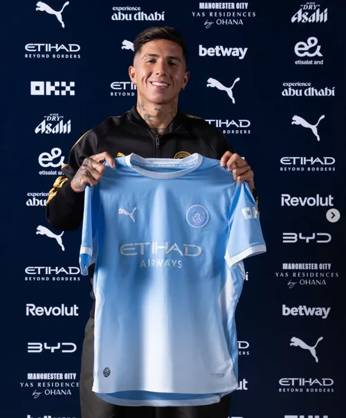 Manchester City, Chelsea fuel record-breaking Premier League transfer window