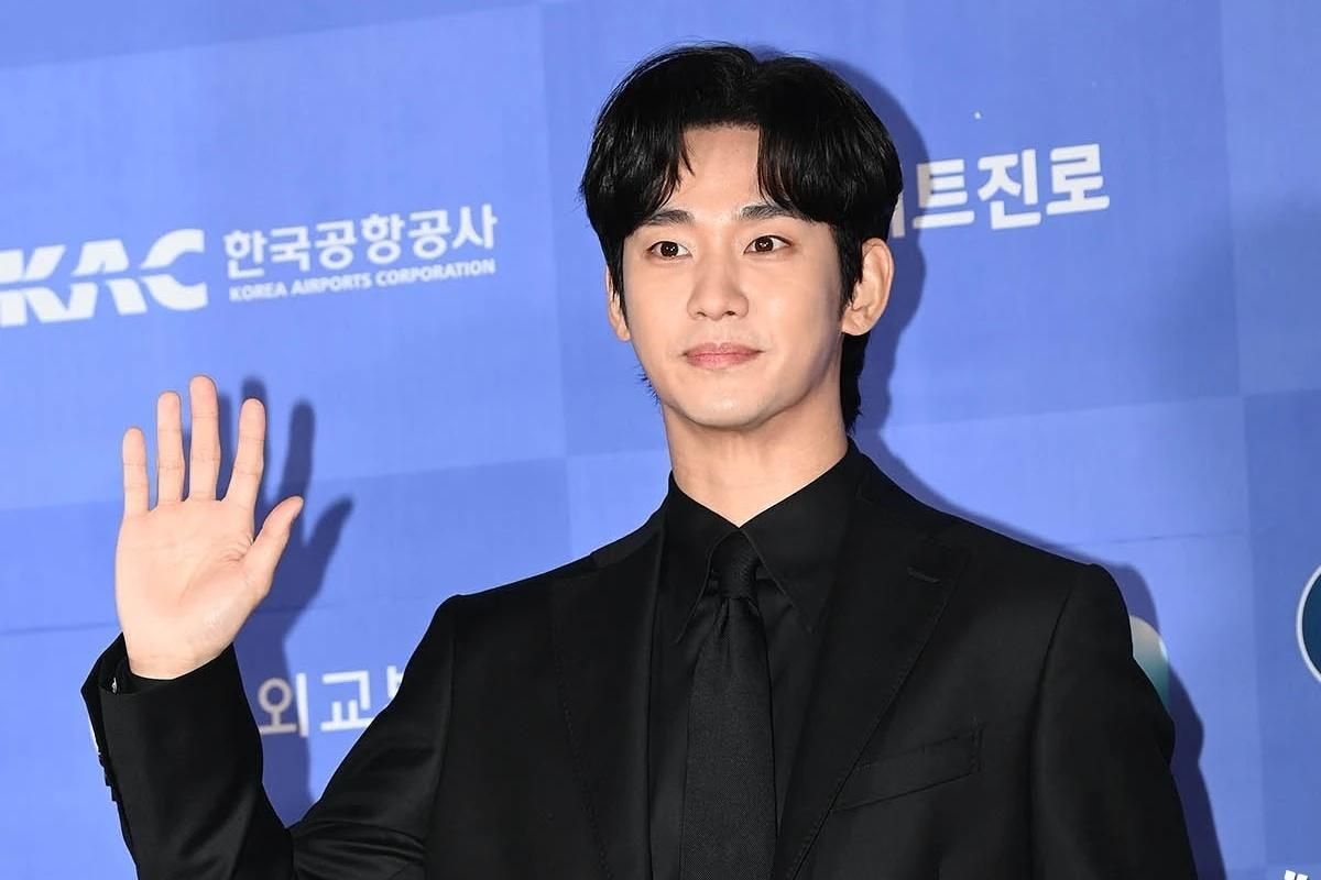 Kim Soo-hyun to make 1st official public appearance in over a year after controversy