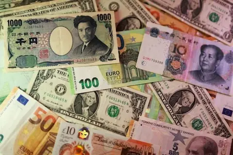 Yen steadies as intervention boost fades; RBA in focus