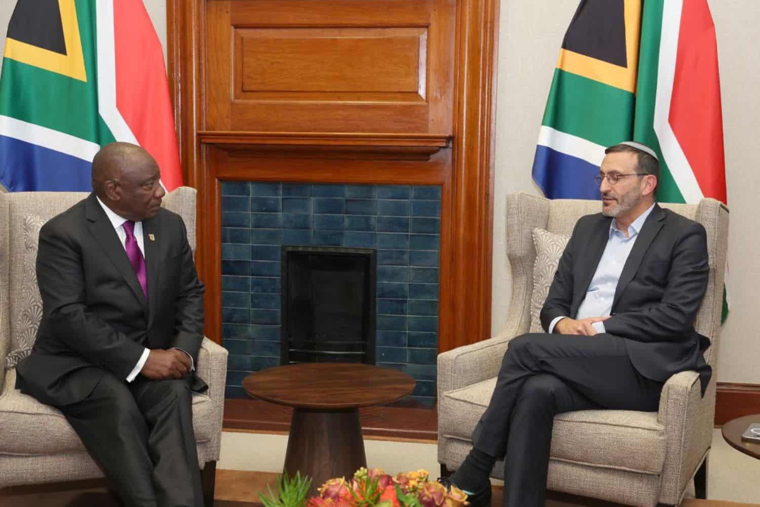Ramaphosa meets Perez family after Hamas releases slain captain’s remains