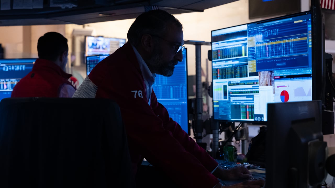 Dow falls 400 points after U.S. strikes Iran, oil surges