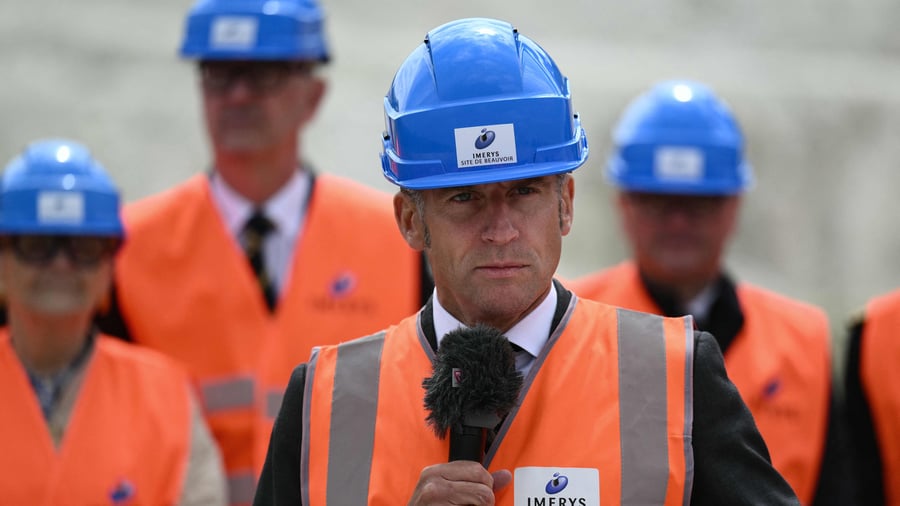 France: Lots of electricity, little grid – Macron's industrial policy put to the test