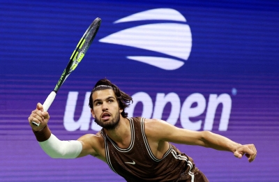Carlos Alcaraz overcomes slow start to reach third round at U.S. Open