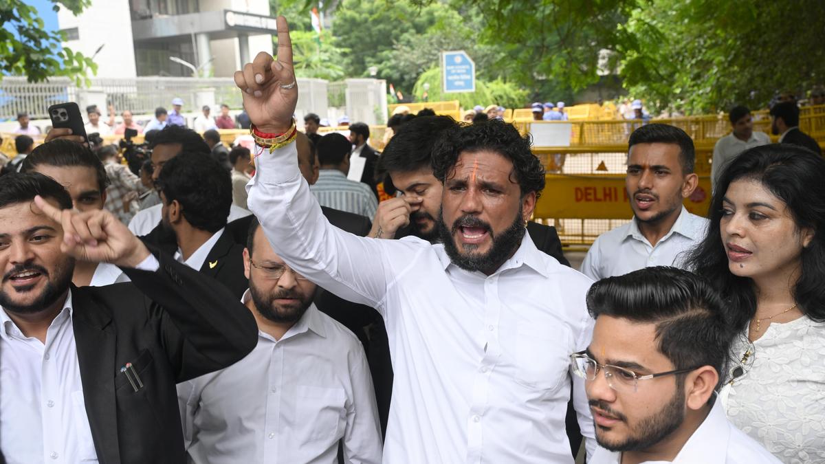 Supreme Court asks Prashant Bhushan to approach Delhi High Court in case of lawyers beaten at BCI premises
