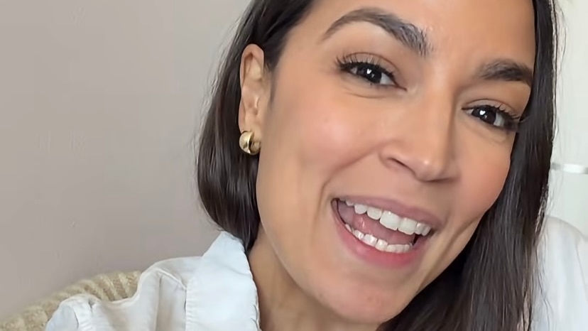 Alexandria Ocasio-Cortez open to presidential run, announces she will freeze eggs
