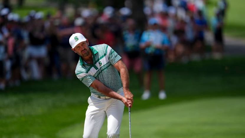 Schwartzel's ball becomes fish food at LIV Golf Bedminster