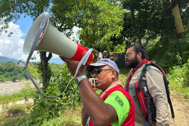 During Nepal floods, decentralized, community-based warning saved lives