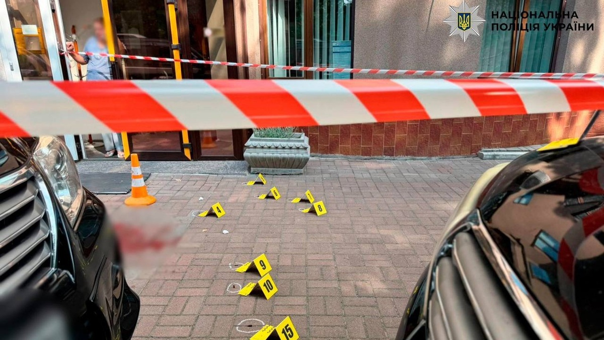 Special operation ongoing in Kyiv after shooting in Sviatoshynsky district, 1 wounded