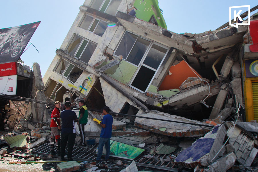 Magnitude 7.4 quake rocks western Colombia, killing at least 111 people