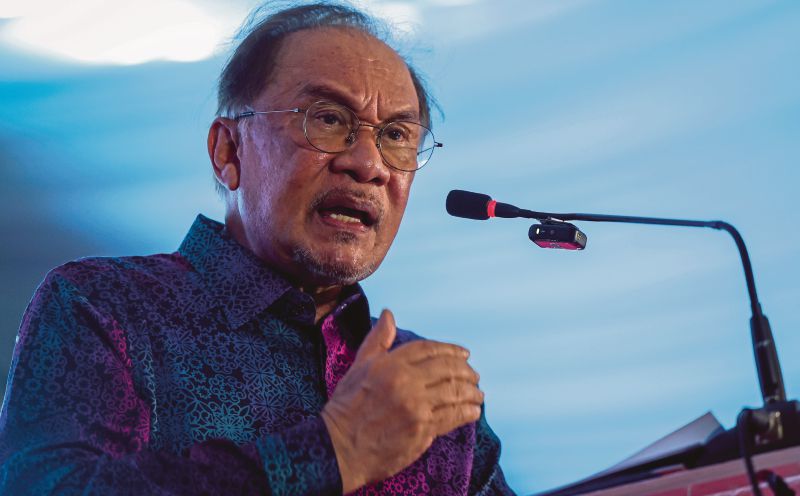 [UPDATED] 'Debate on TH RCI report, not about me,' says Anwar