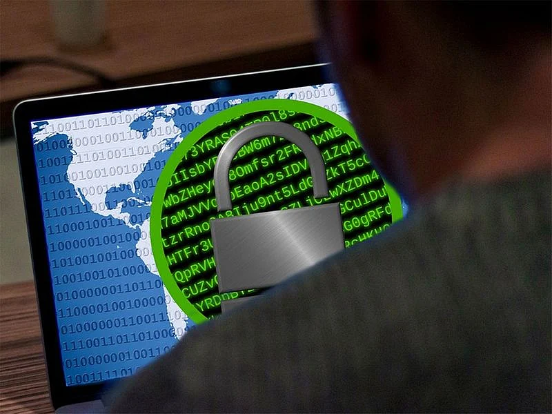 Techie Tonic: Pause, verify, call — stronger identity checks urged to stop chat-based financial fraud