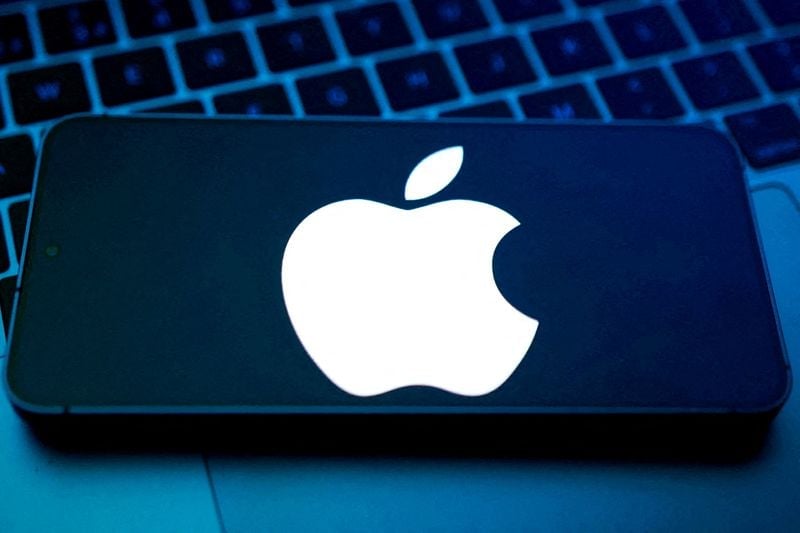 Apple faces £2bn UK lawsuit over app tracking rules
