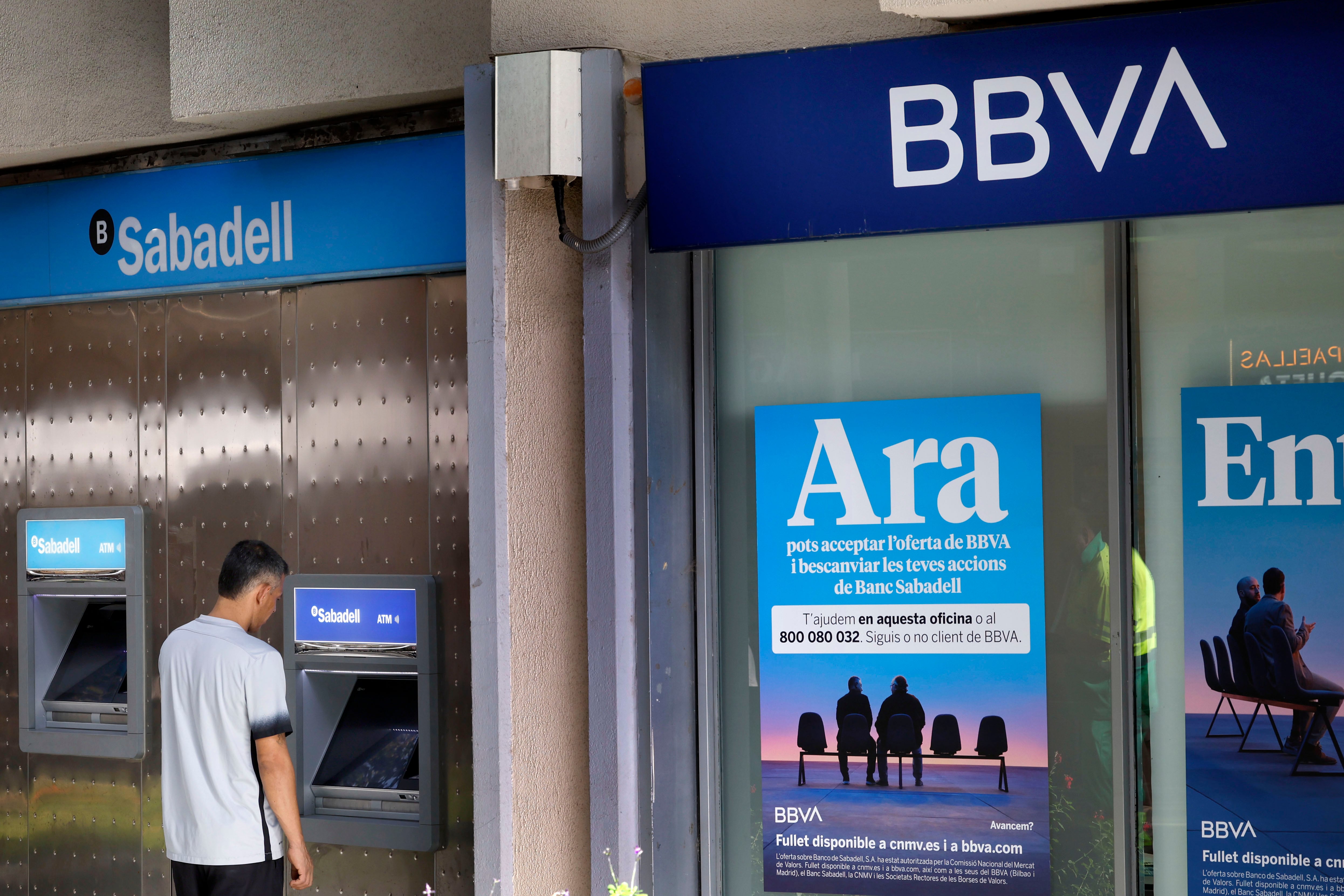 The keys: banks are embracing technology that can change how a house is bought