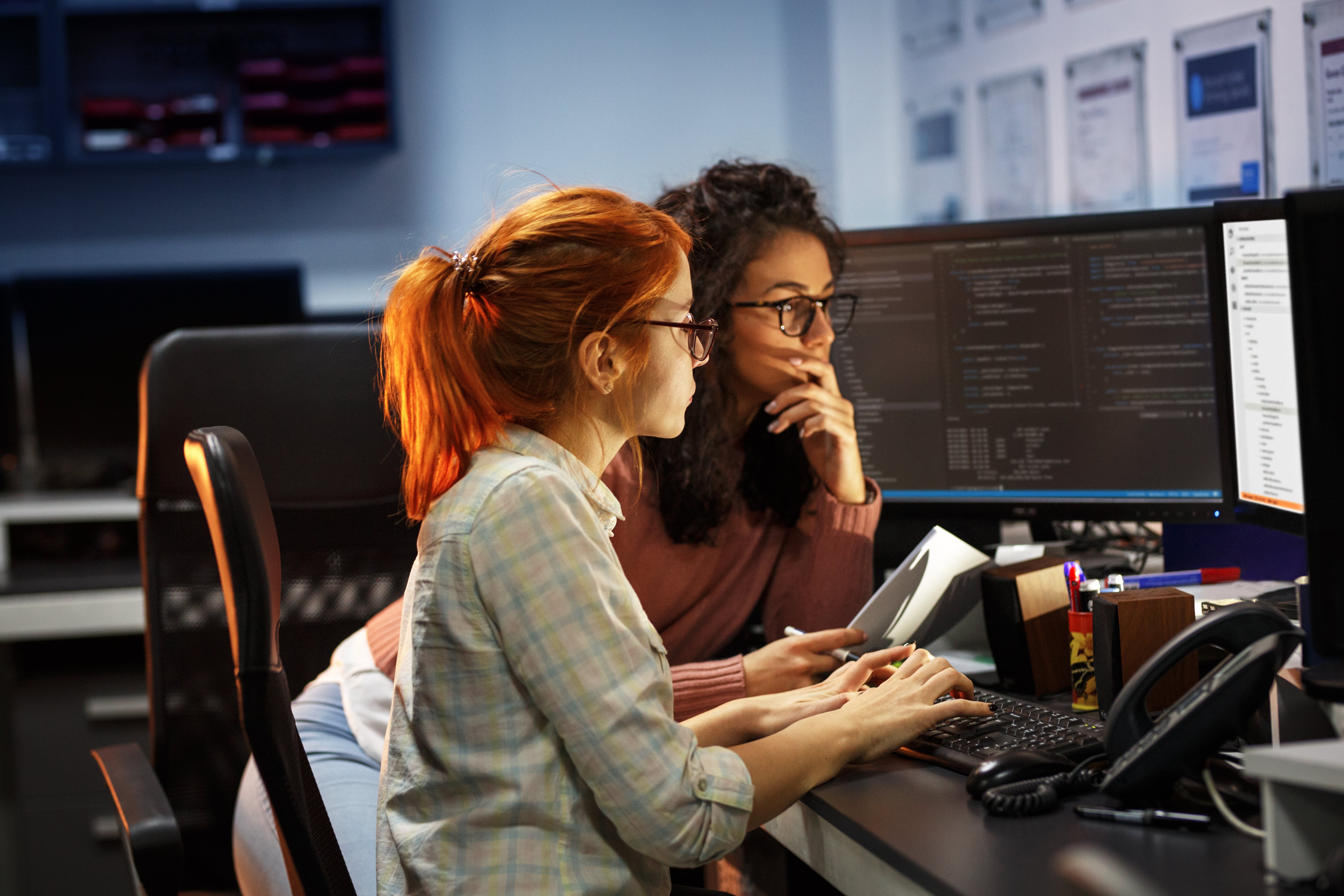 Teachers and computer experts lead the unpaid overtime bubble: 83% of their excess hours are not compensated.