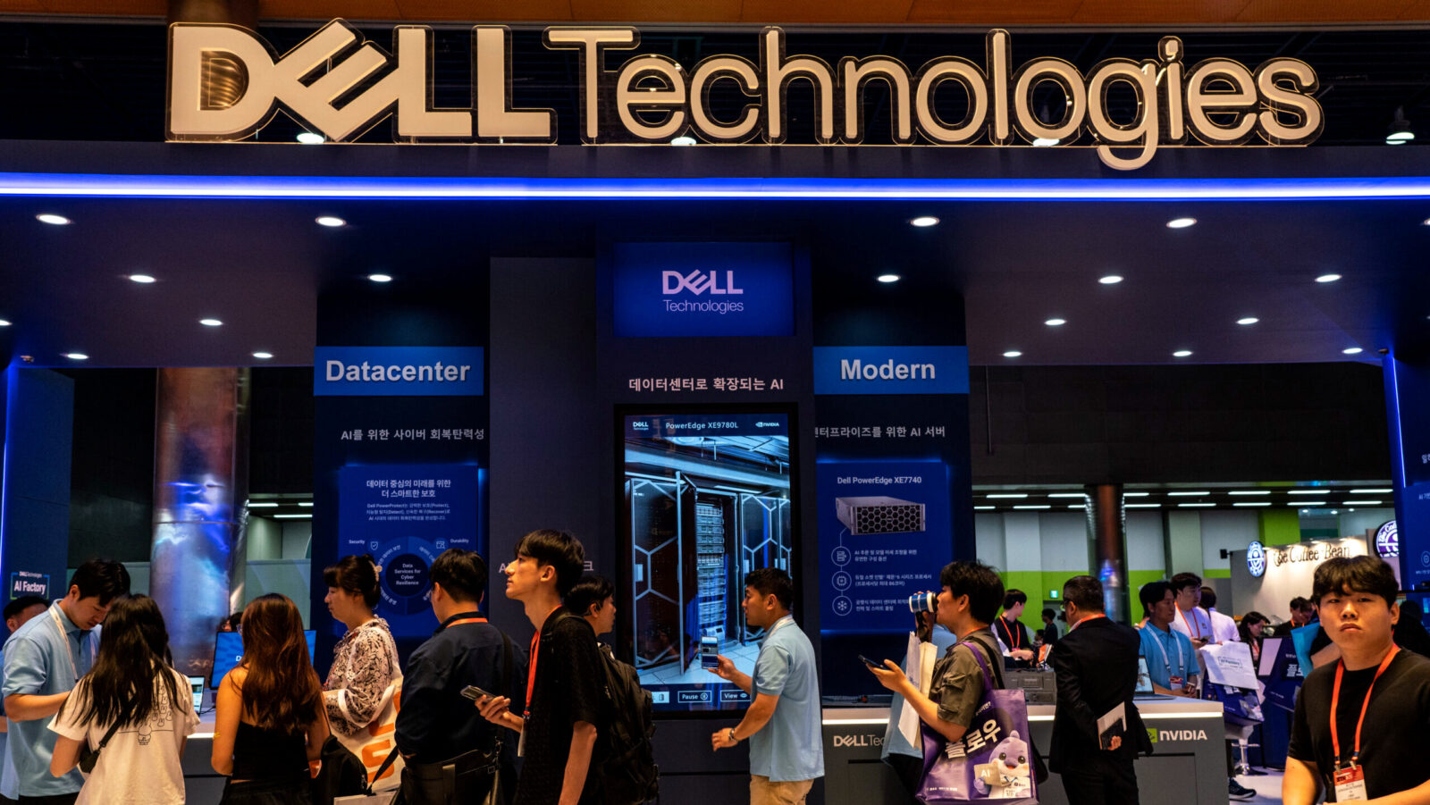Dell Buoys AI Trade Amid Looming Chip Shortages