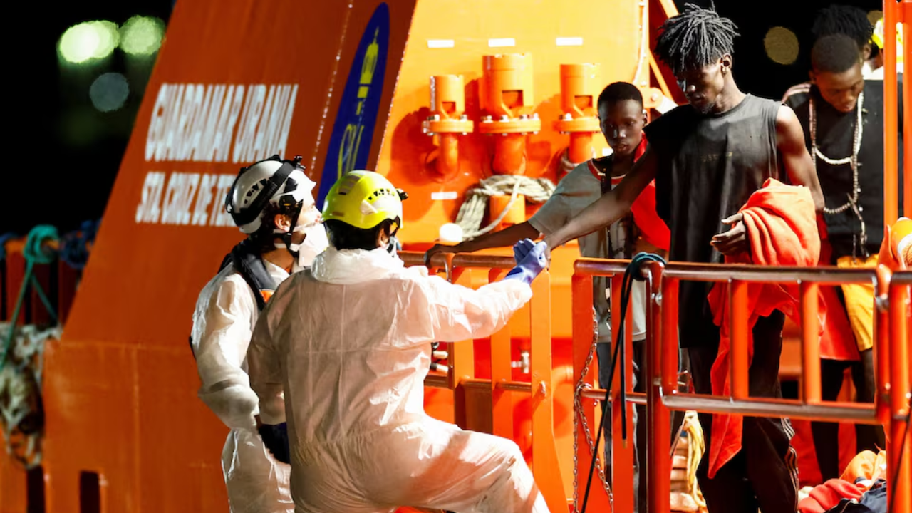 5 migrants dead after boat carrying over 100 people drifts for weeks in Atlantic