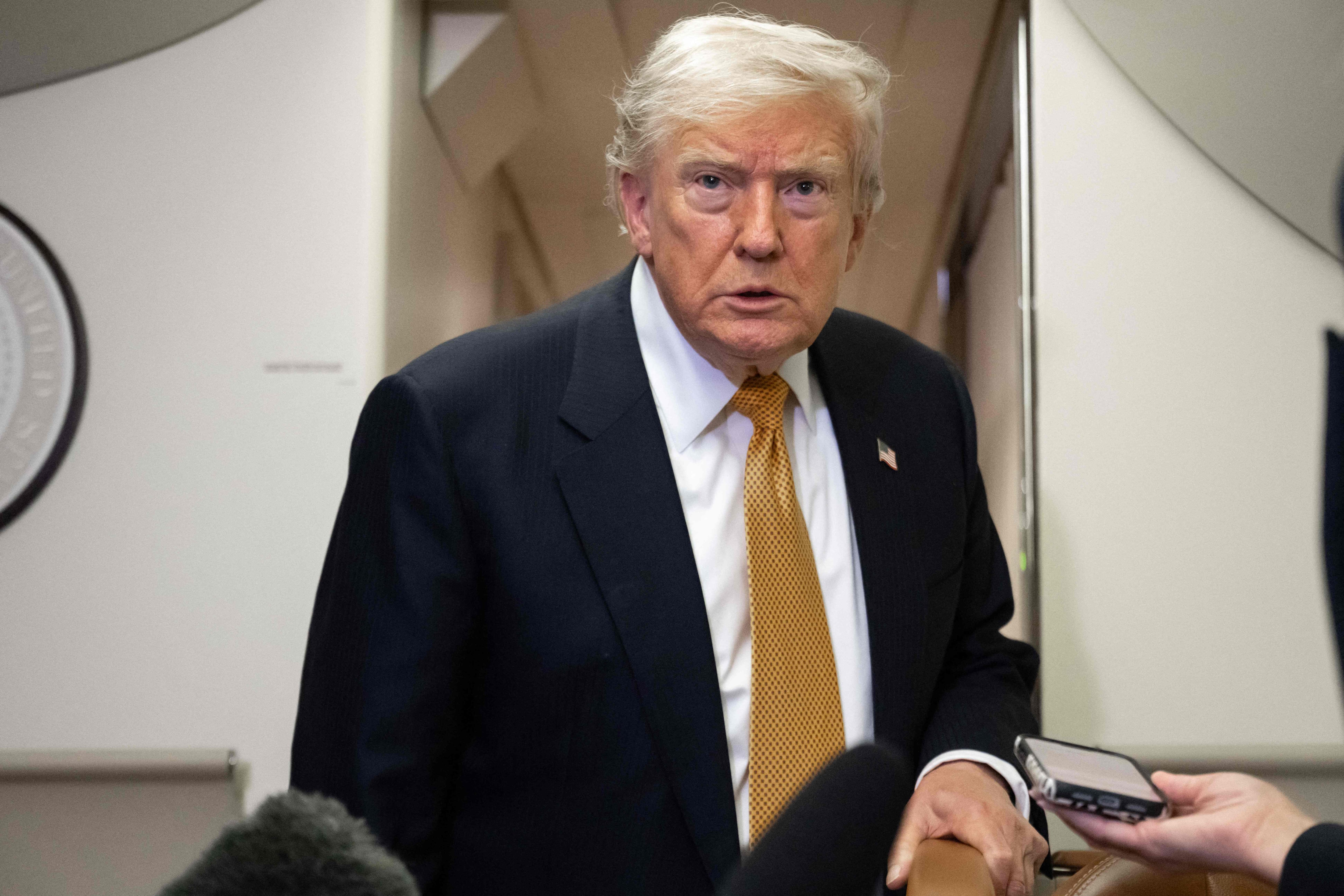 Trump secretly switches planes, Houthis seek regional role, and Lebanon inks World Bank deal