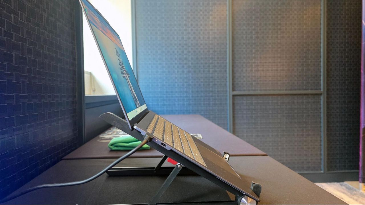 Lenovo ditches fans in favor of solid-state AirJet tech in super-slim, 1.8-pound AeroBlade laptop concept – company also lands at IFA with a 14-inch rollable screen notebook that expands to 17 inches