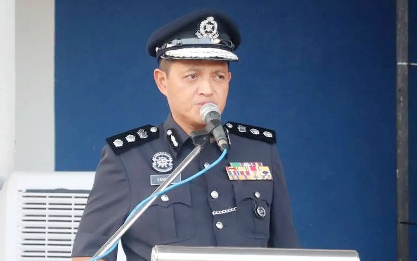 Pelajar perempuan tusuk rakan sekelas guna kerambit