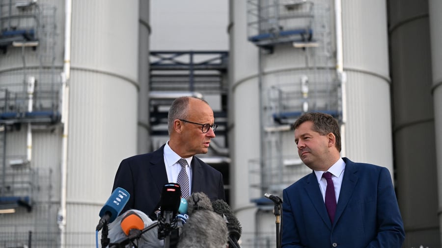 Vor der Landtagswahl: Merz bleibt im Wahlkampf in Sachsen-Anhalt abgeschottet