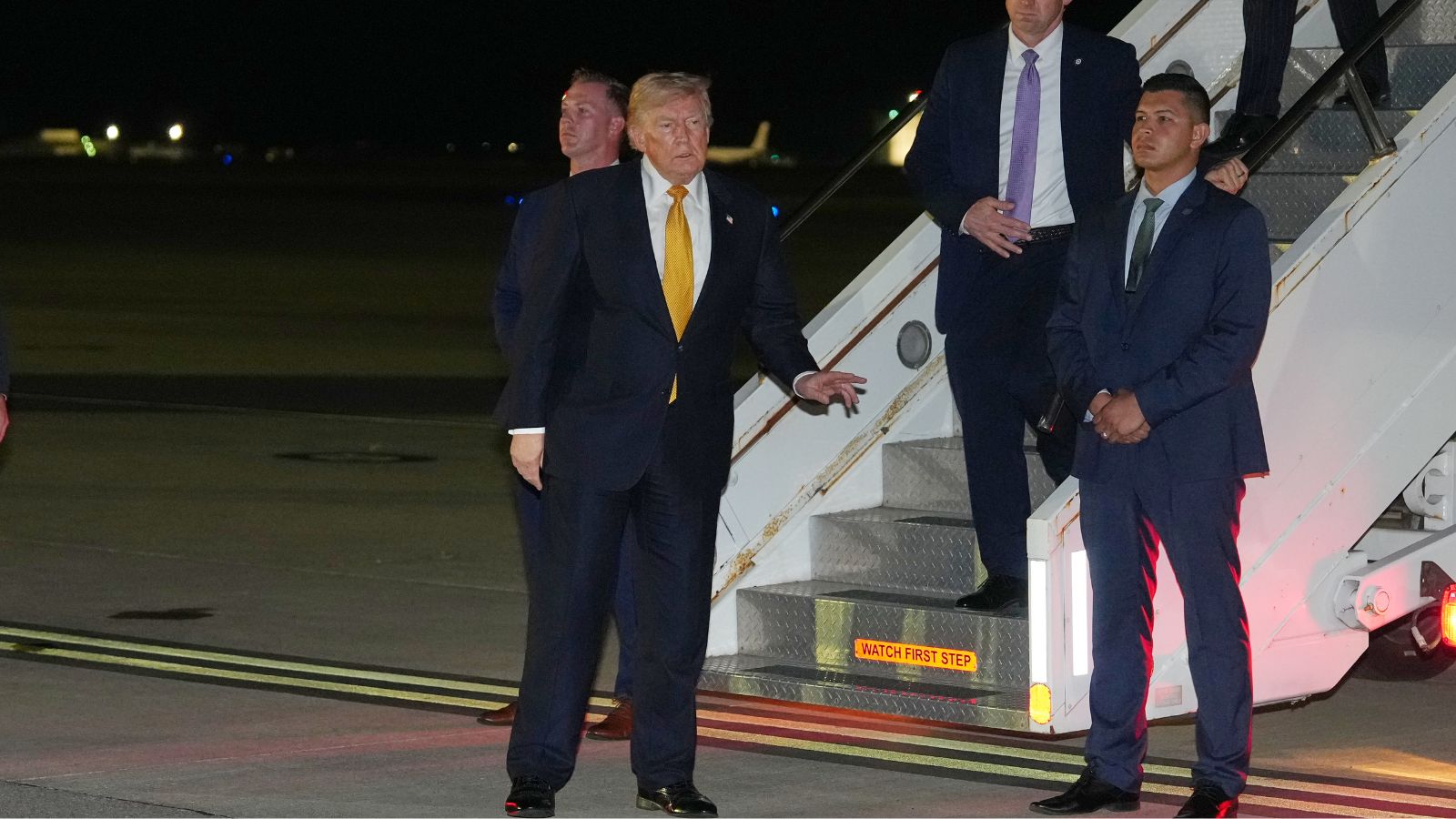 Catering truck, secret jet: How Trump foiled an Iranian threat to fly out of Turkey