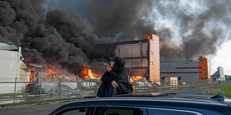 Massive fire engulfs Wildberries warehouse in Russia’s Voronezh following drone attack