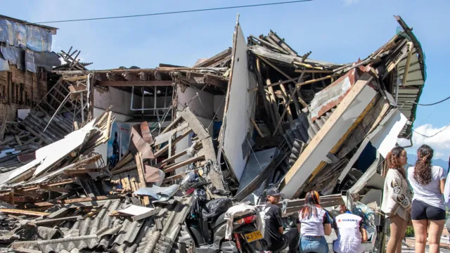 At least 132 killed in Colombia’s largest earthquake in years