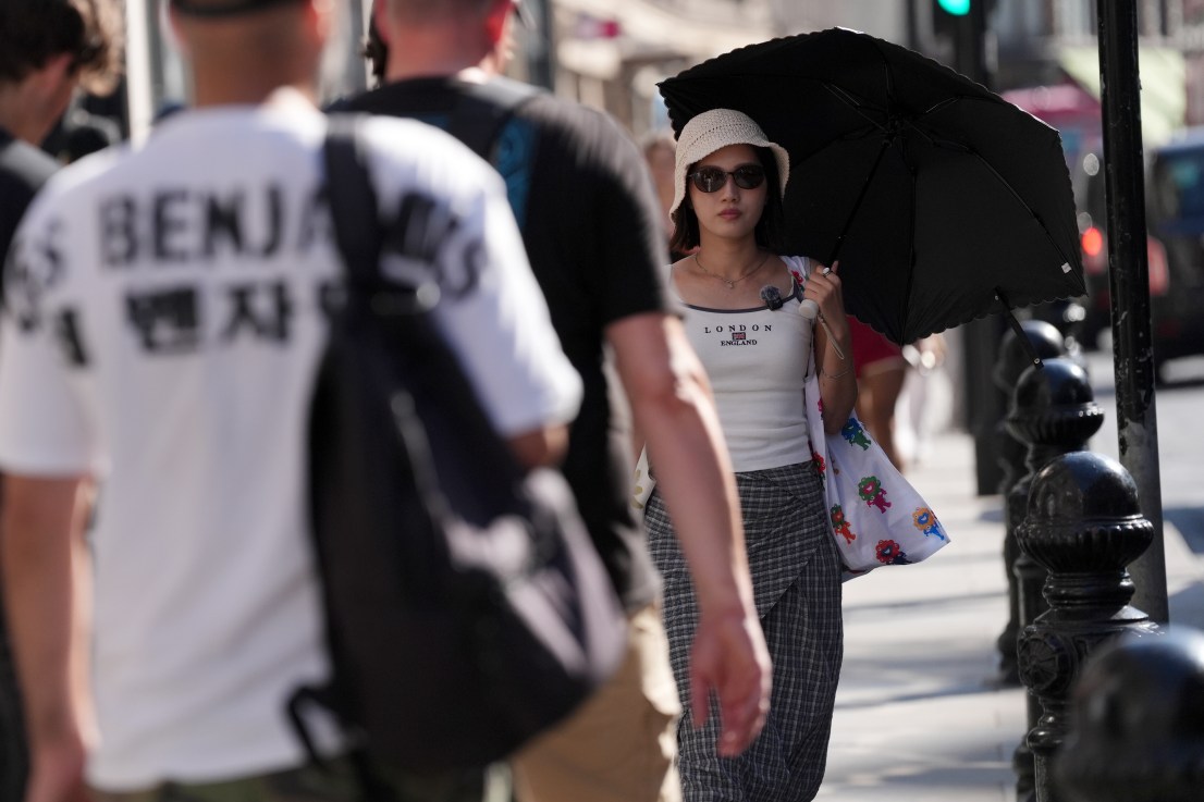 Retailers call for ‘lifeline’ from Healey as cooler weather fails to boost footfall