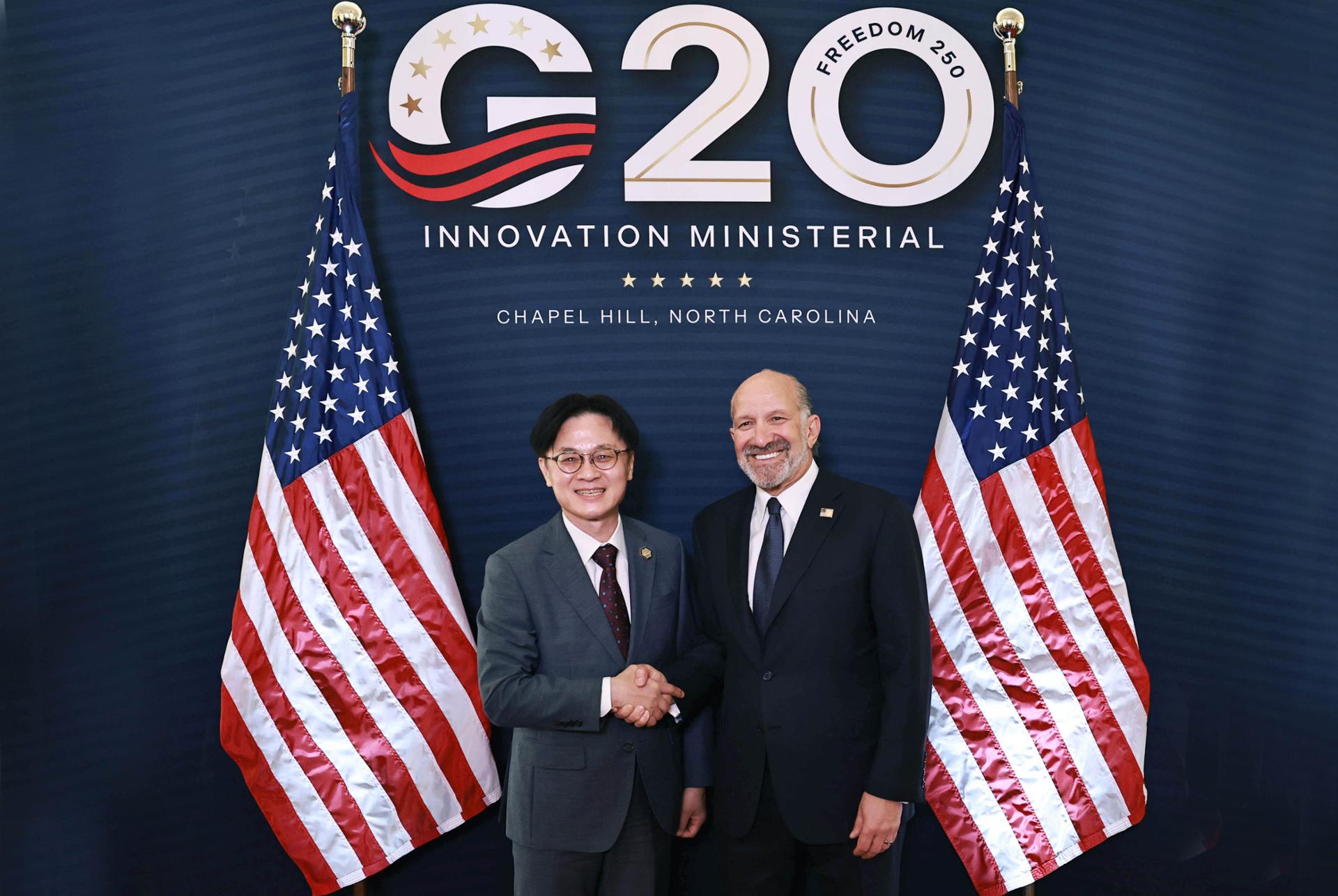 Chip tariff talks with US based on understanding Korea won't be disadvantaged: Seoul official