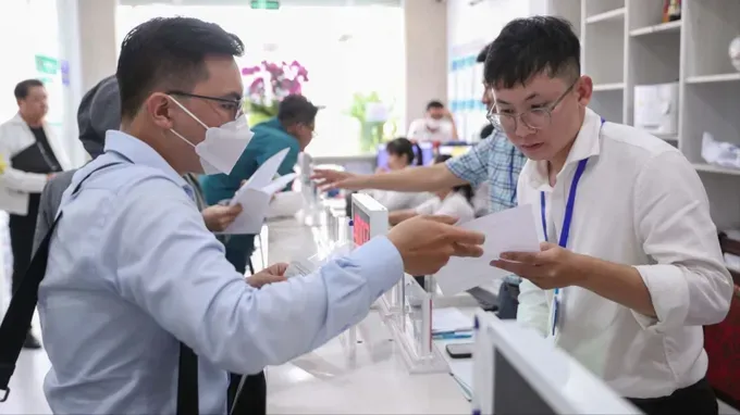 Draft urban law proposes private support for public administrative services