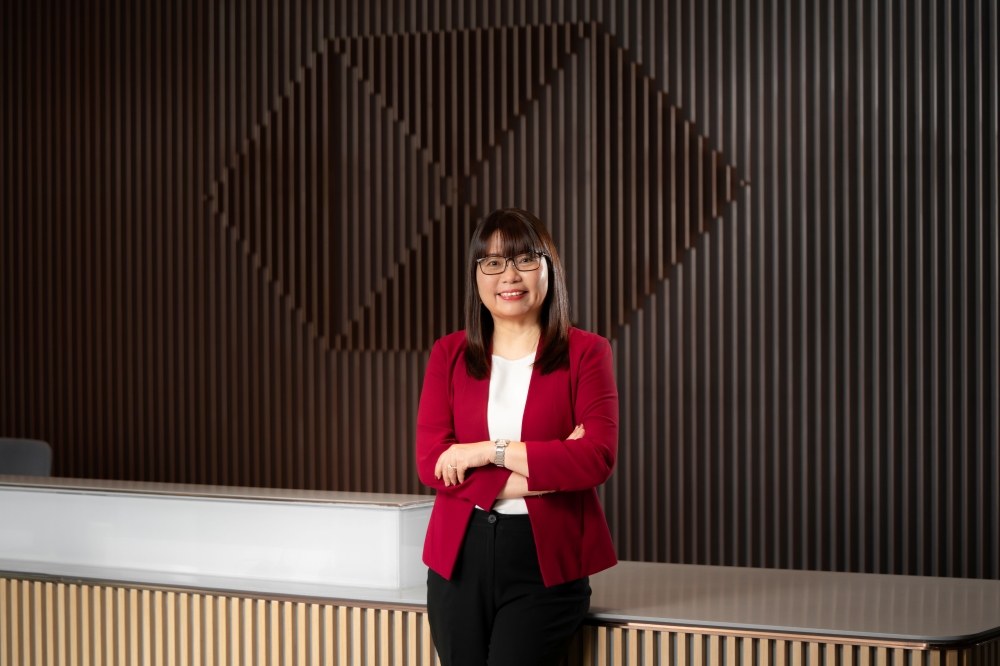 Malaysian affluent investors embrace AI but still favour human judgement, HSBC survey finds