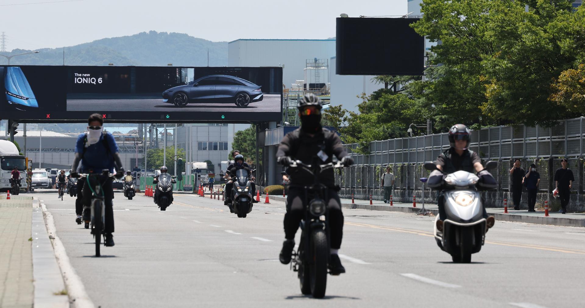 Hyundai Motor workers to stage 4-day partial strikes amid wage dispute