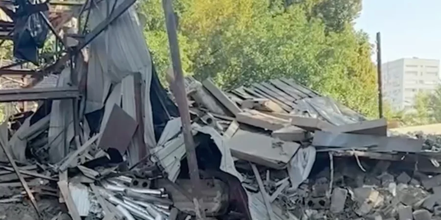 Video shows aftermath of Russian ballistic strike on children's hospital in Kyiv