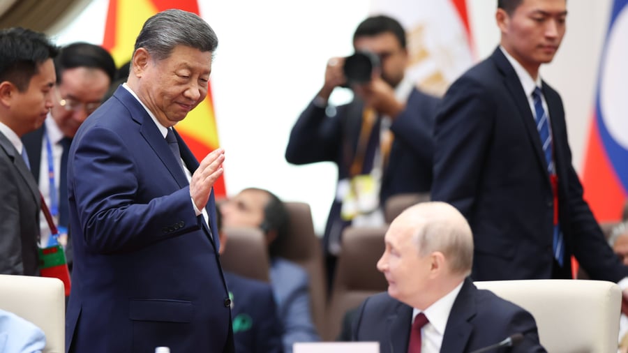 Semiconductors: Trade Fair Visit - The Great Power Russia is Becoming China's Junior Partner