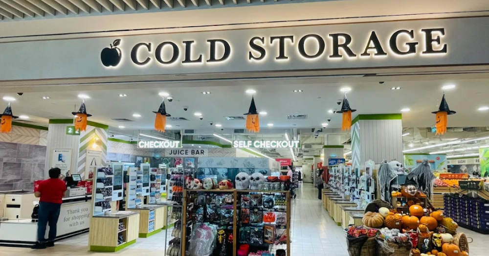 Cold Storage Suntec employee spotted assaulting older staff, chain says it stemmed from 'work-related disagreement'