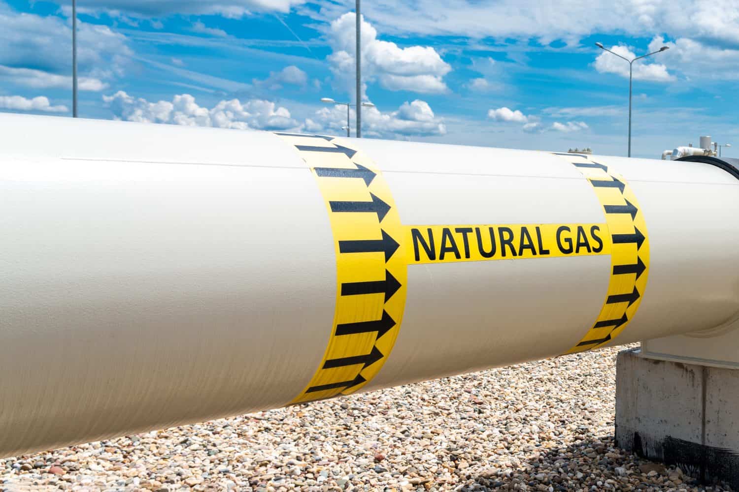 KMI vs. WMB: Which Natural Gas Dividend Comes Out on Top?