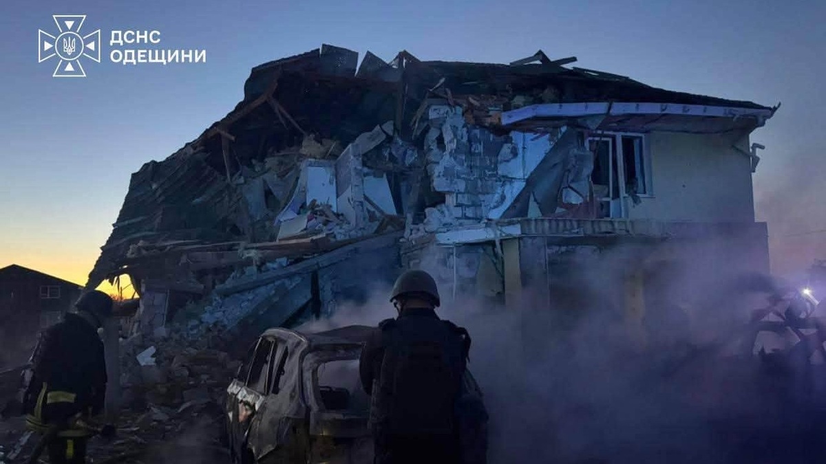 Three injured, one killed in morning Russian attack on Odesa; homes, cars damaged – official