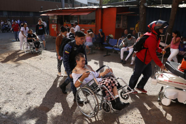 7.4-magnitude earthquake rocks western Colombia [Photos]
